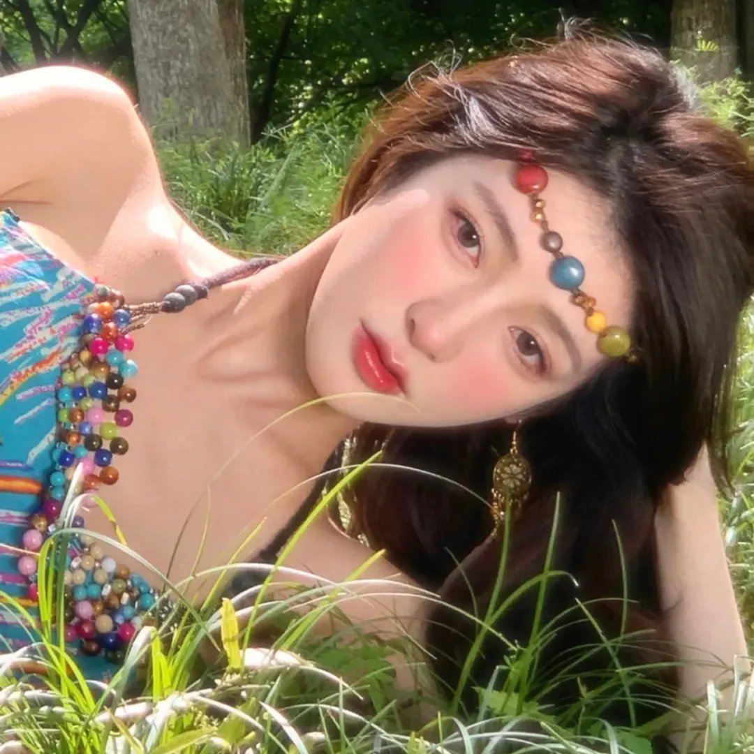 爱唱歌的大学生女生季